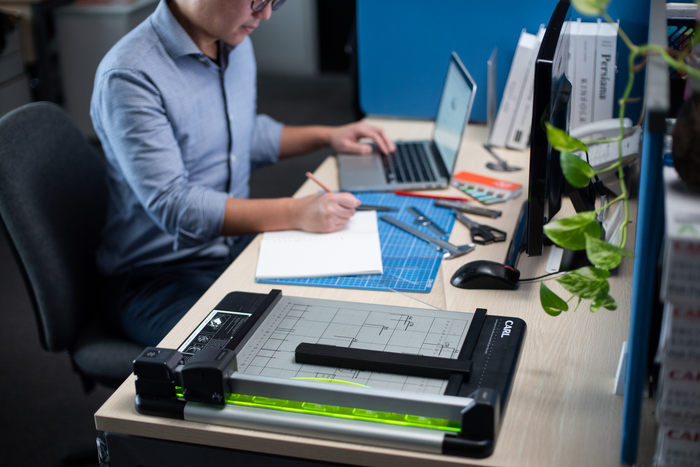 Carl DC210N A4 Rotary Paper Trimmer