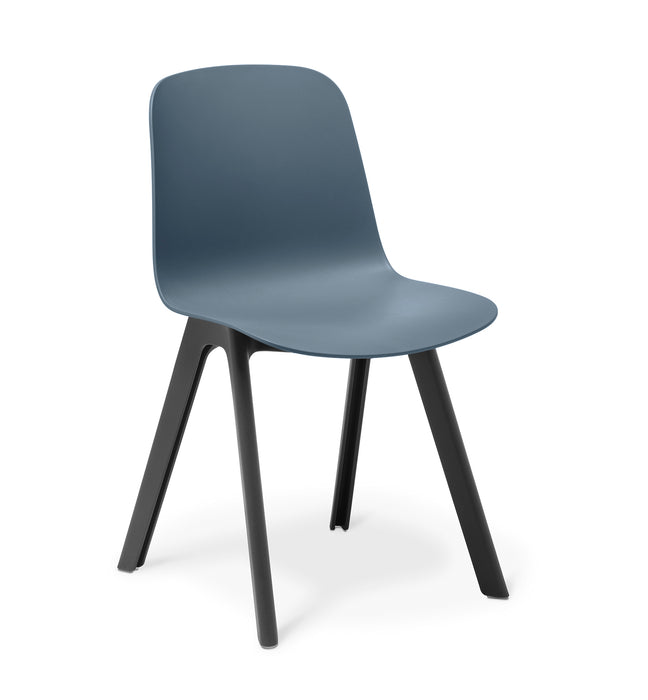 Eden Loria 4-Leg Polyproplene Chair