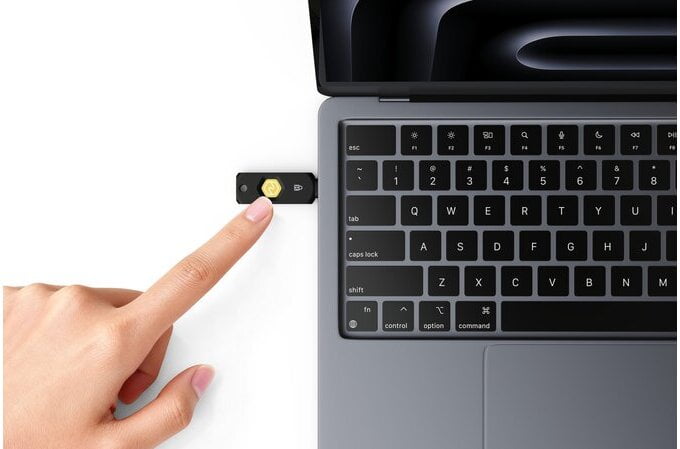 Kensington Verimark USB-C NFC+ Security Key AOK64739WW
