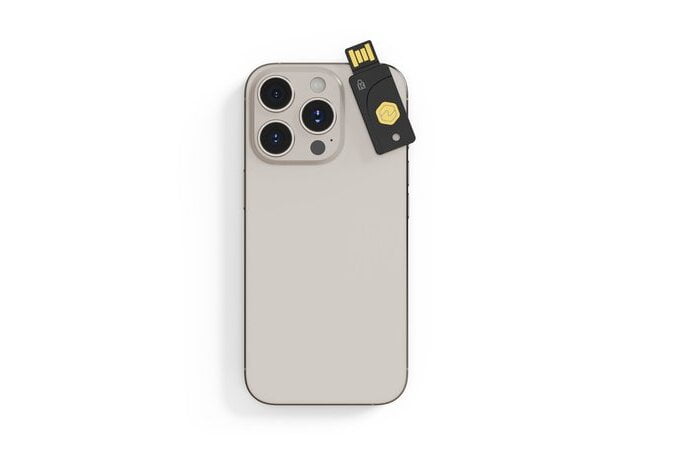 Kensington Verimark USB-A NFC+ Security Key (Copy) AOK64738WW