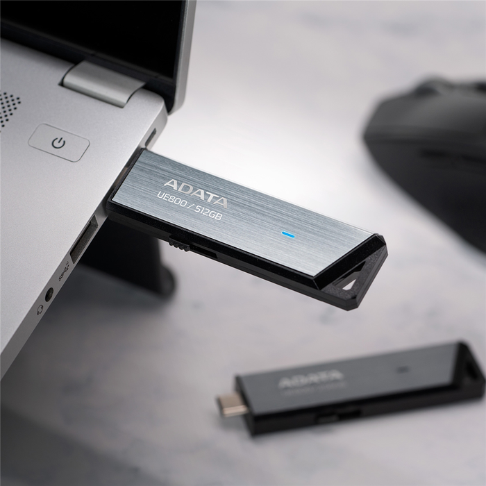 ADATA UE800 Retractable USB3.2 Gen 2 Type-C 256GB External SSD DVFP309-02