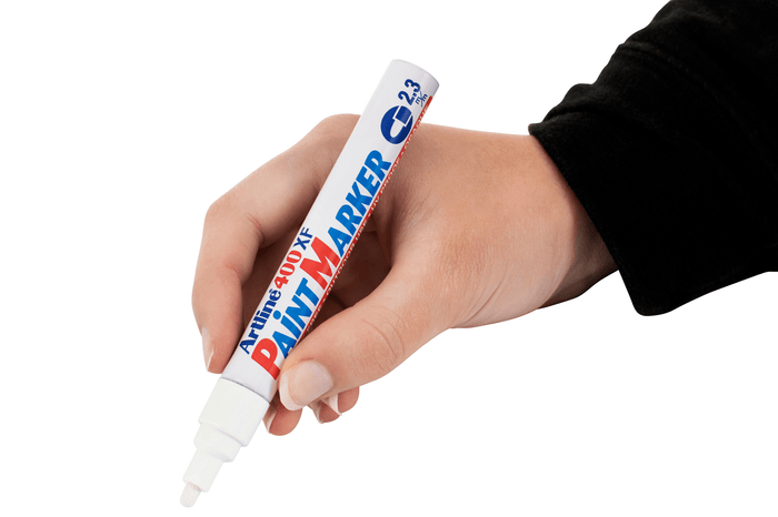 Artline 400 White Paint Marker 2.3mm Bullet Tip x 12's pack AO140033
