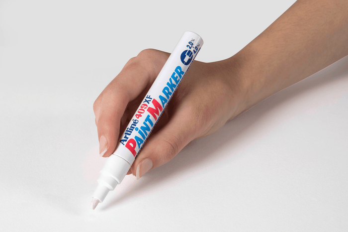 Artline 409 White Paint Marker 4.0mm Chisel Tip x 12's pack AO140933