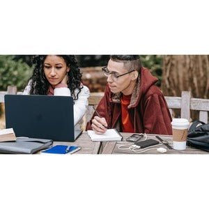 Belkin 3-PORT Power Bank 10K + USB-A to USB-C Cable IM5668224