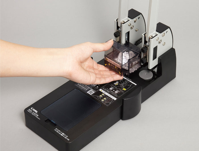 Carl 122N Heavy Duty Hole Punch 2 Hole 145 Sheets AO700122N