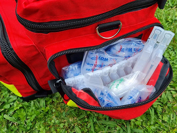 Comprehensive Emergency Major / Mass Incident First Aid Kit, Aimed for up to 25 Injured Individuals, with an assortment of light to serious injuries, Check contents to see if it fits your needs DTMIK25P