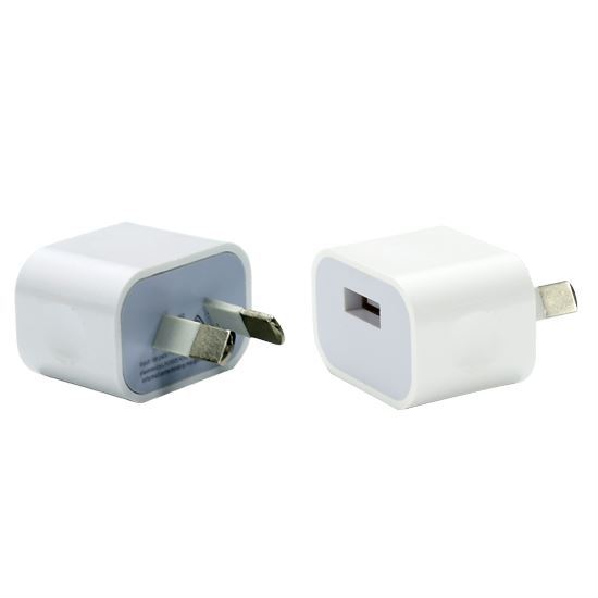 DYNAMIX 5V 2.1A Small Form Single Port USB Wall Charger. CDSPAUSB-5V2A