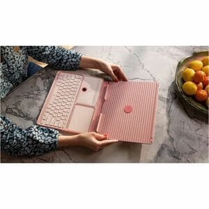 Logitech Notebook Accessory Kit - Pink IM5890418