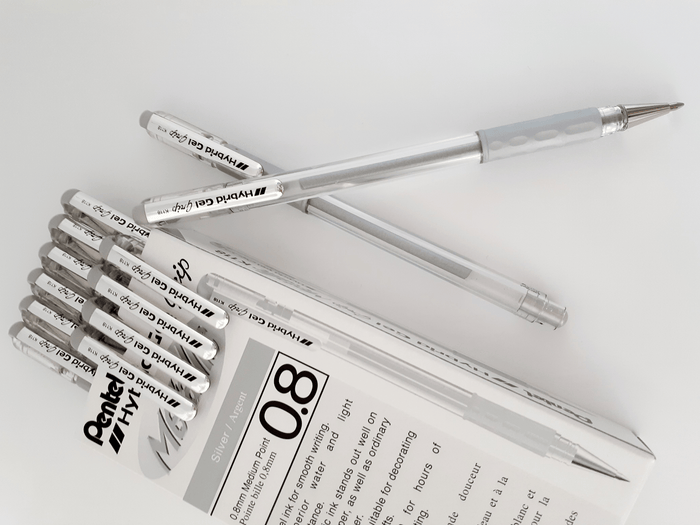 Pentel Hybrid Gel Grip Gell Roller Pen Stick K118m 0.8mm Metallic Silver - Pack of 12 AOK118M-Z