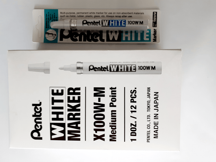 Pentel Permanent Marker 2.5mm Medium White AOX100-WM