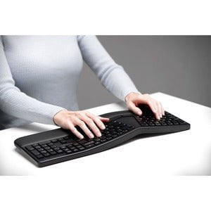 PRO FIT ERGONOMIC WIRELESS KEYBOARD AND MOUSE - BLACK IM4830596