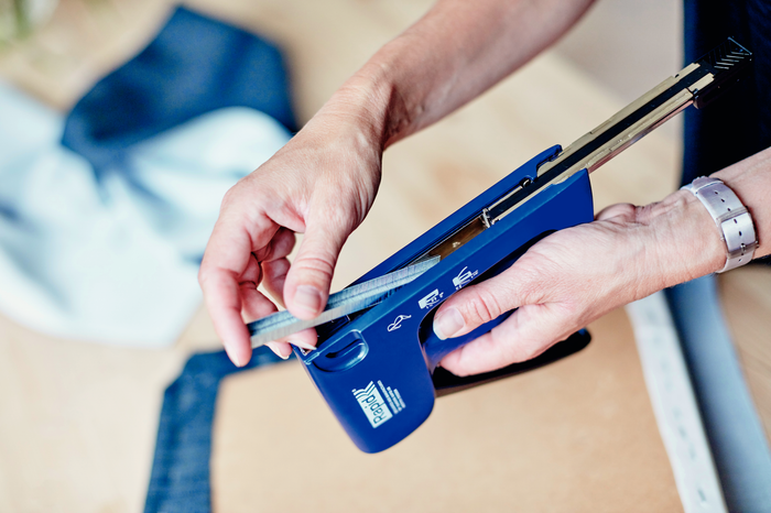 Rapid Tools R64E Tacker, Tacking Stapler, Blue AO21000860
