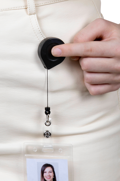 Rexel Id Retractable Card Holder With Strap Locka Nylon Cord AO9800102