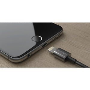 StarTech.com 1m (3ft) Premium Apple Lightning to USB Cable with Metal Connectors for iPhone / iPod / iPad - Black - 1.01 m Lightning/USB Data Transfer Cable for iPhone - First End: 1 x 4-pin USB Type A - Male - Second End: 1 x 8-pin Lightning - Male - MFI IM3360991